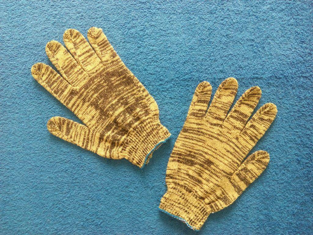 Какой нужен станок для производства перчаток?