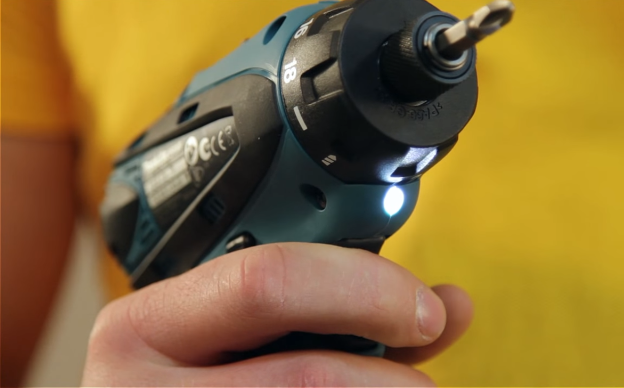 Сколько весит шуруповерт Makita 18 вольт