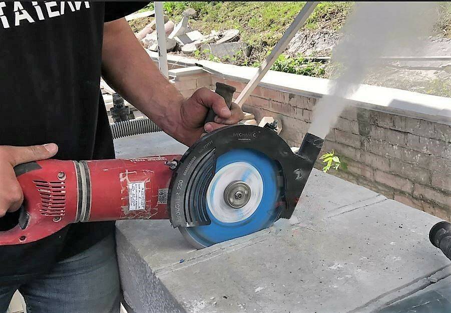 Штроборез: самодельный перфоратор, как сделать насадку на болгарку для штробления стен своими руками
