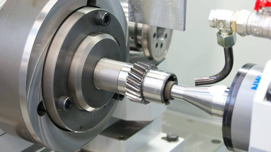 Зачистка и шлифовка: выбор подходящего процесса для вашего производства | italian machinery association