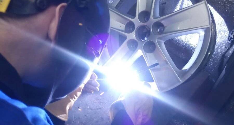 Технология ремонта литых автомобильных дисков аргоном