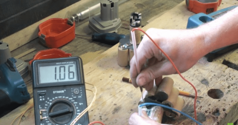 Как проверить аккумулятор шуруповерта мультиметром: никель-кадмиевый и литий-ионный