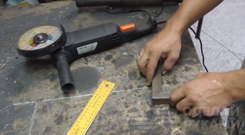 Как резать алюминиевый профиль под 45 градусов