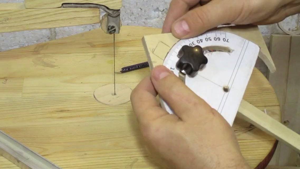 Как сделать направляющую шину для циркулярной пилы своими руками