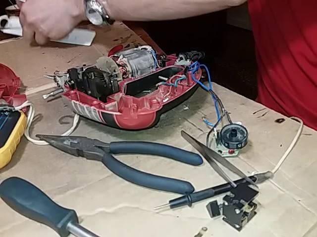 Ремонт электролобзика своими руками механизм удержания полотна