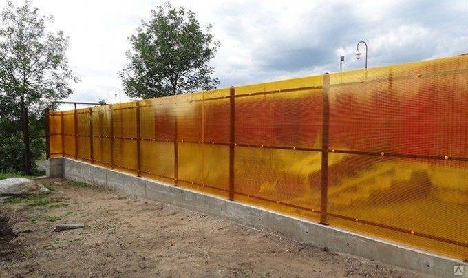 Заборы из поликарбоната, как сделать красивый забор из поликарбоната своими руками – фото и видео