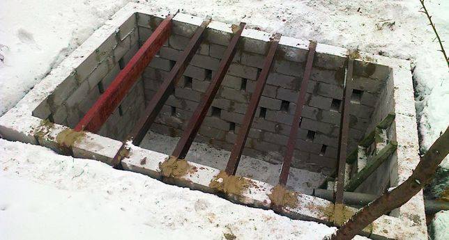 Сливная яма для бани: несколько вариантов строительства - пошагово