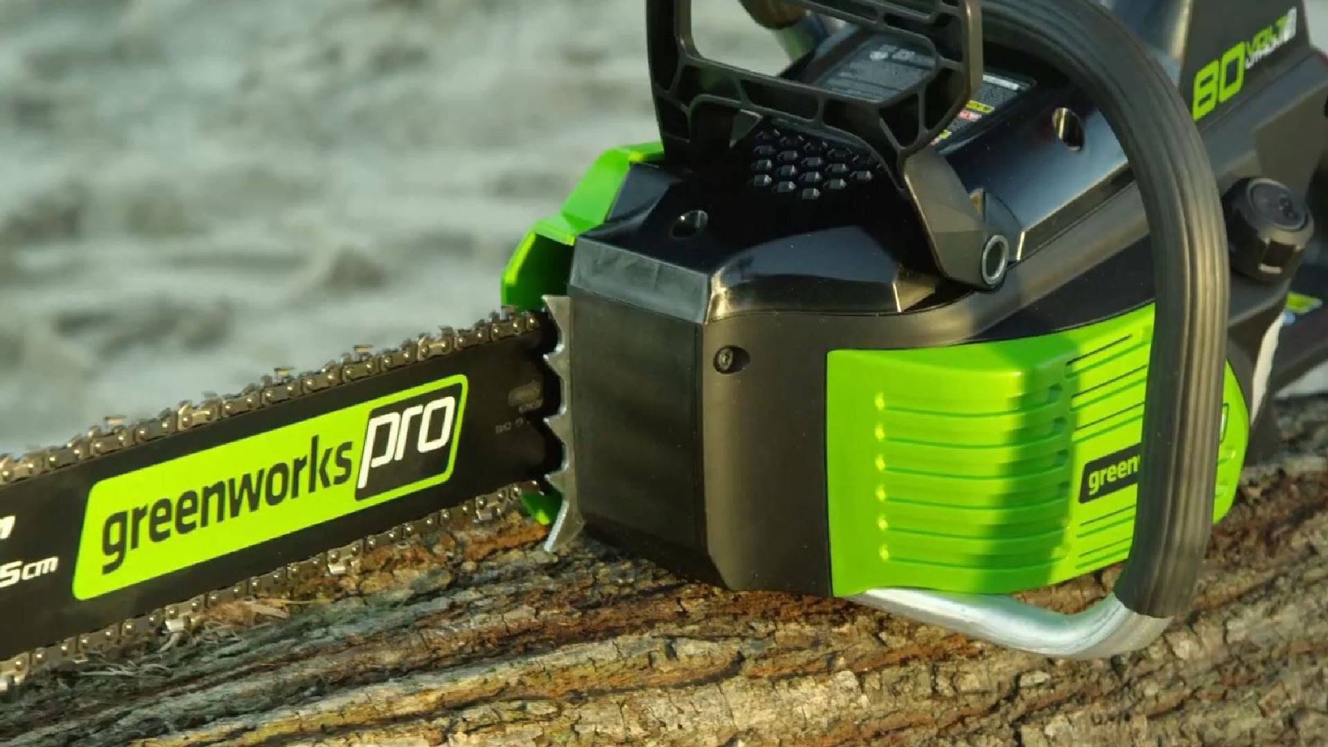 Аккумуляторная цепная пила greenworks gd80cs50 обзор и в работе