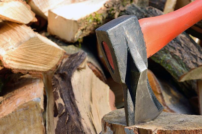 8 лучших колунов для колки дров - рейтинг 2021