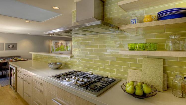 Варианты отделки стен на кухне: современные отделочные материалы для покрытия