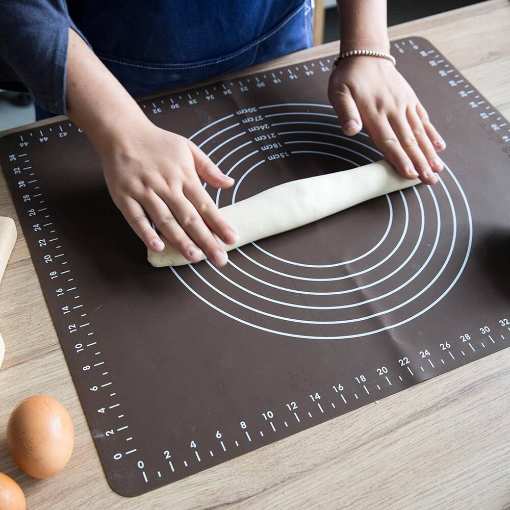 Как пользоваться силиконовым ковриком для выпечки на кухне и не только
