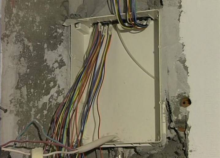 Проводка без штробления стен. замена электропроводки в квартире