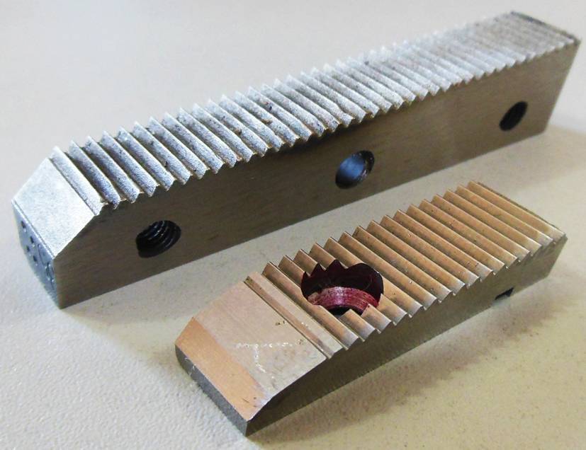 Металлорежущий инструмент: что собой представляют гребенки резьбонарезные для образования трубной и метрической резьбы на трубах или круглом прокате