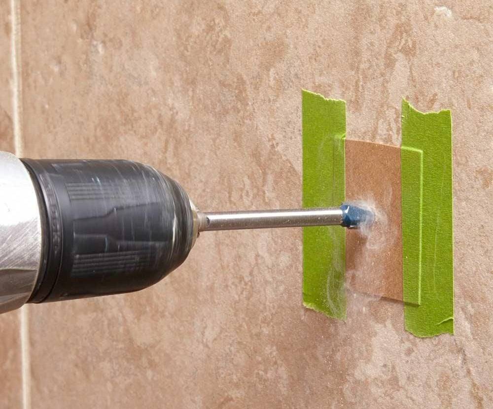 Как сверлить кафельную плитку на стене: подробная инструкция и полезные советы